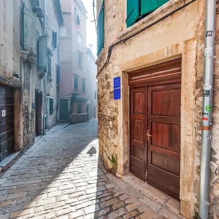 Ap Downtown Apartment Rovinj Exterior foto